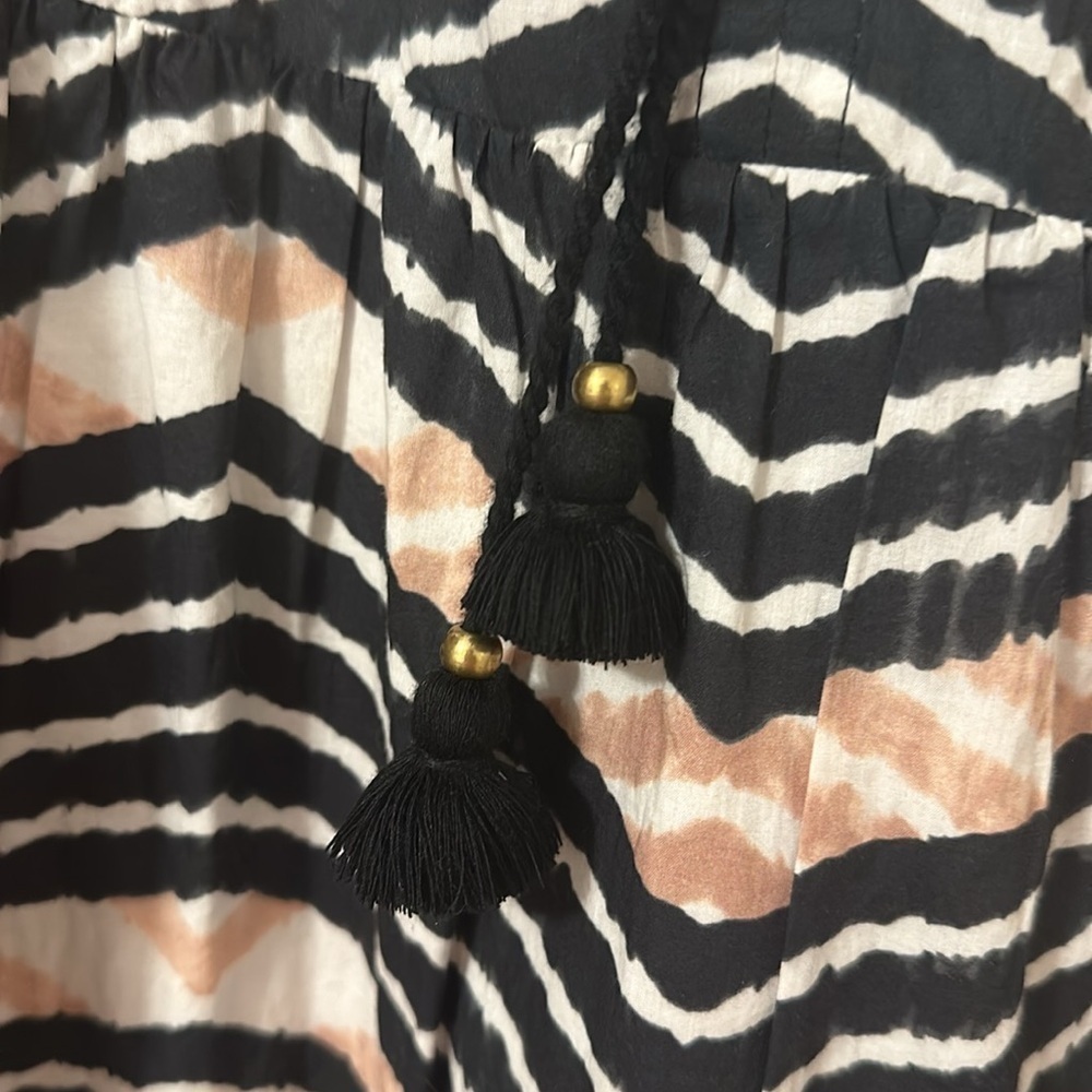 Figue Bella Short Dress Chevron Black,White,Tan Smocked Cuffs Small Boho Boho - Picture 10 of 13